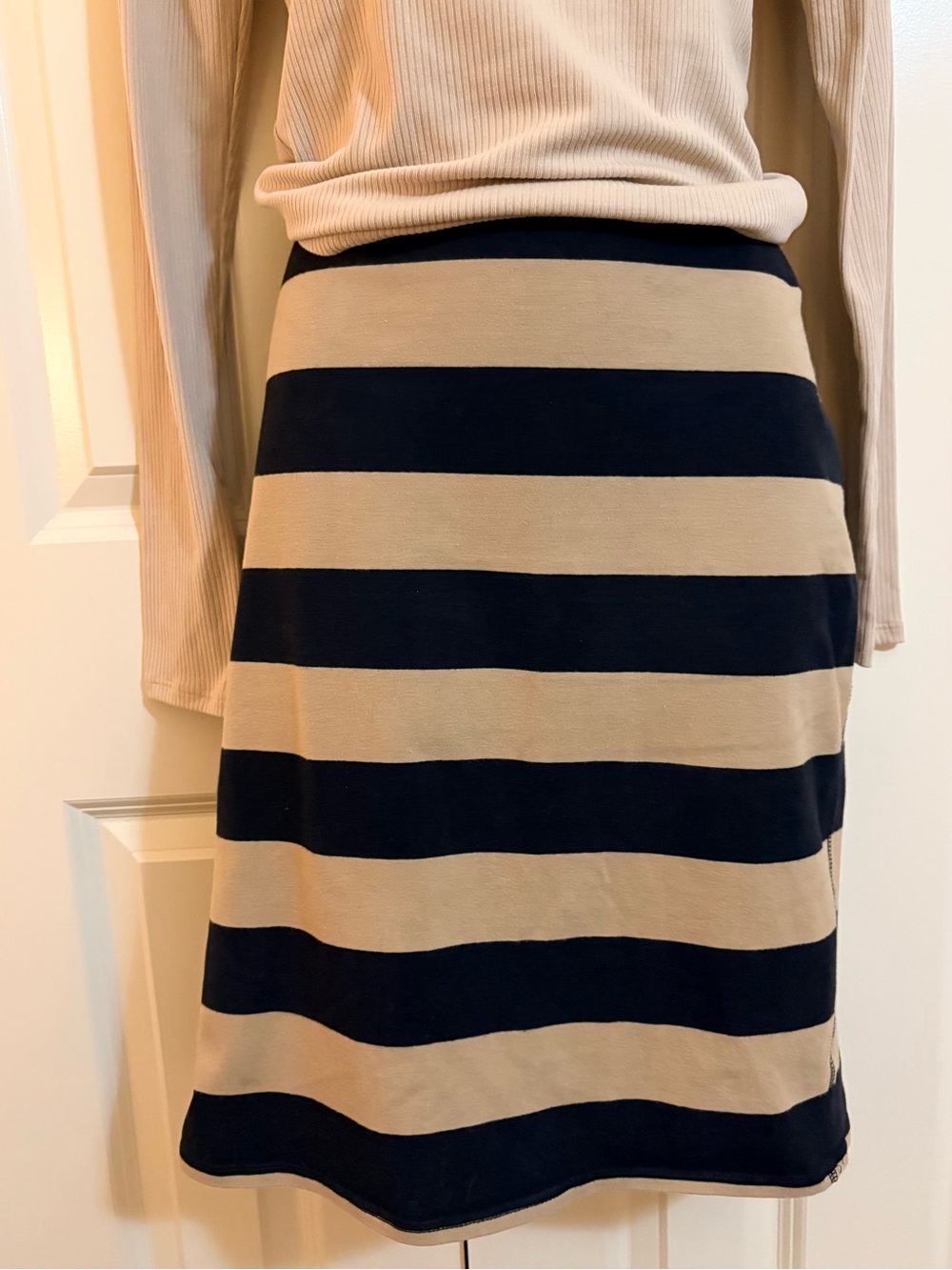 Old Navy Wide Striped A-Line Skirt in Beige & Blue vintage 80’s vibe, size XL